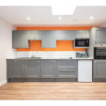 Delightful Top-spec Apt For Up To 2 In Centre Lejlighed York